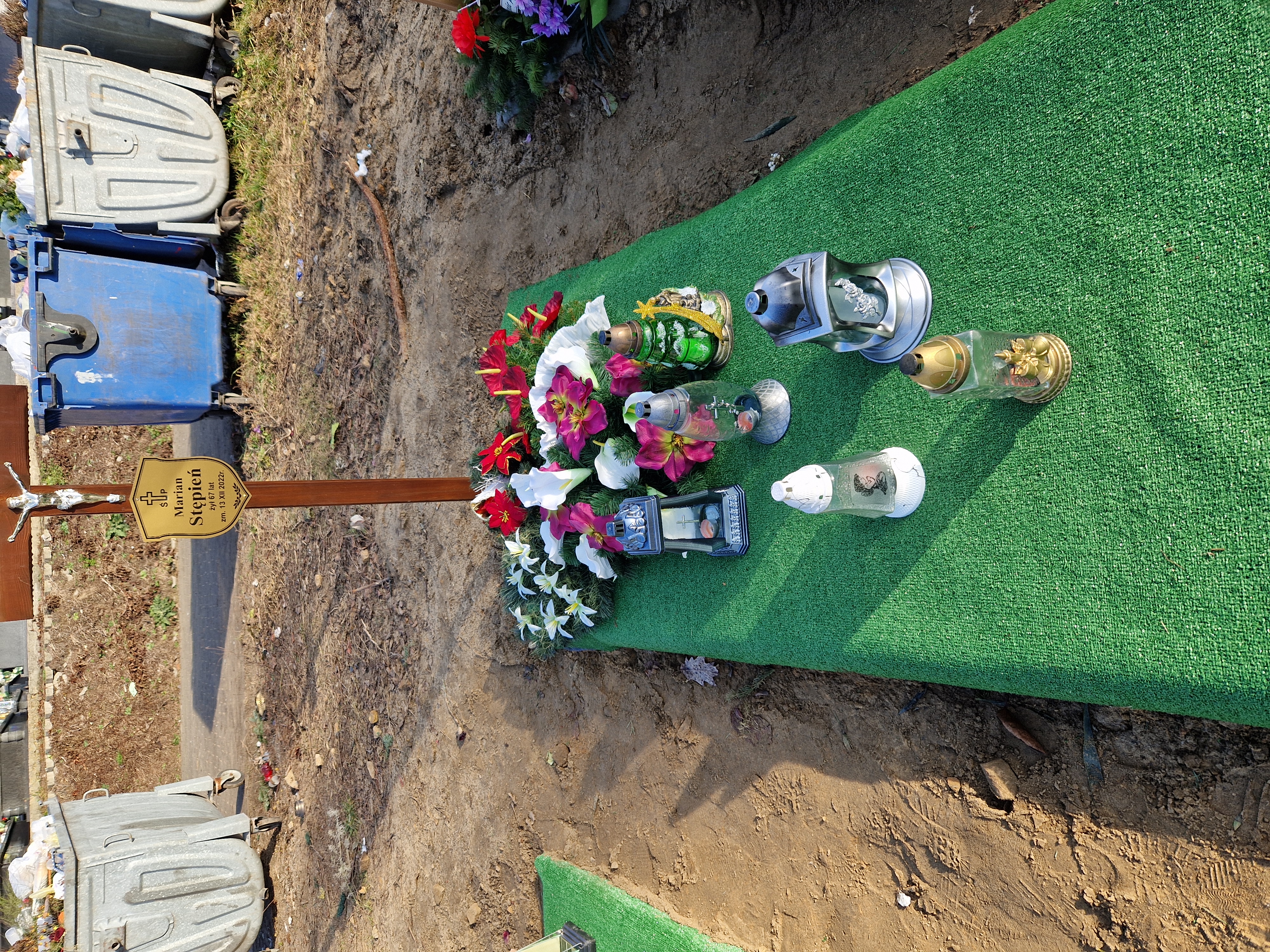 Grób MARIAN  STĘPIEŃ