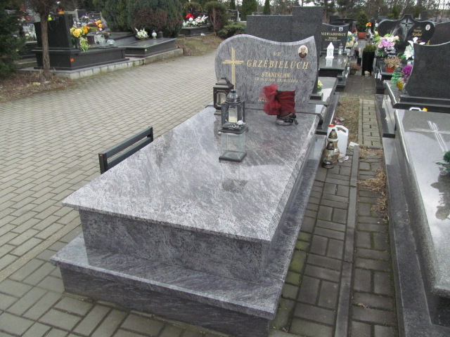 Grób ZENOBIA ANNA GRZEBIELUCH